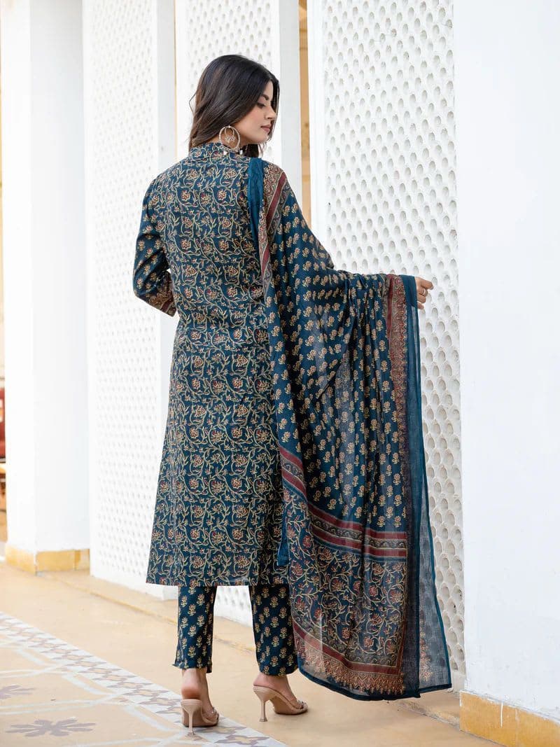 Cotton 3 piece set view 4