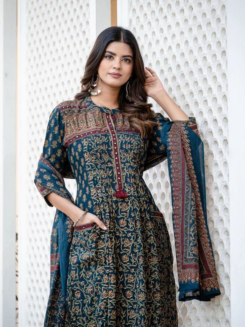 Cotton 3 piece set view 6